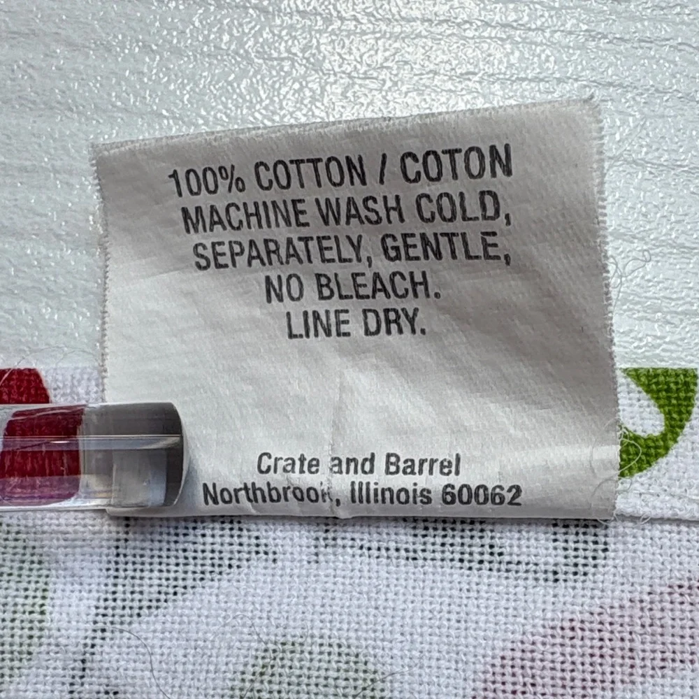 Crate&Barrel Festive Red and Green Kitchen Dish Tea Towel